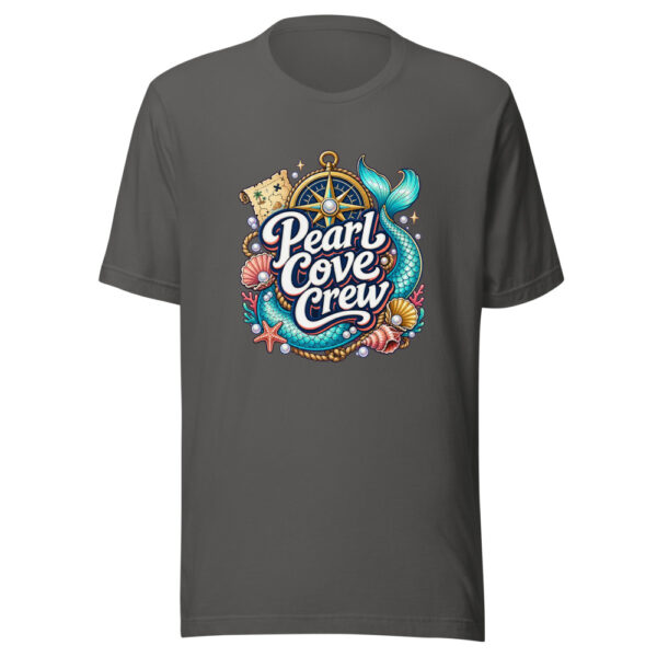 Pearl Cove Crew Graphic Tee mockup 5